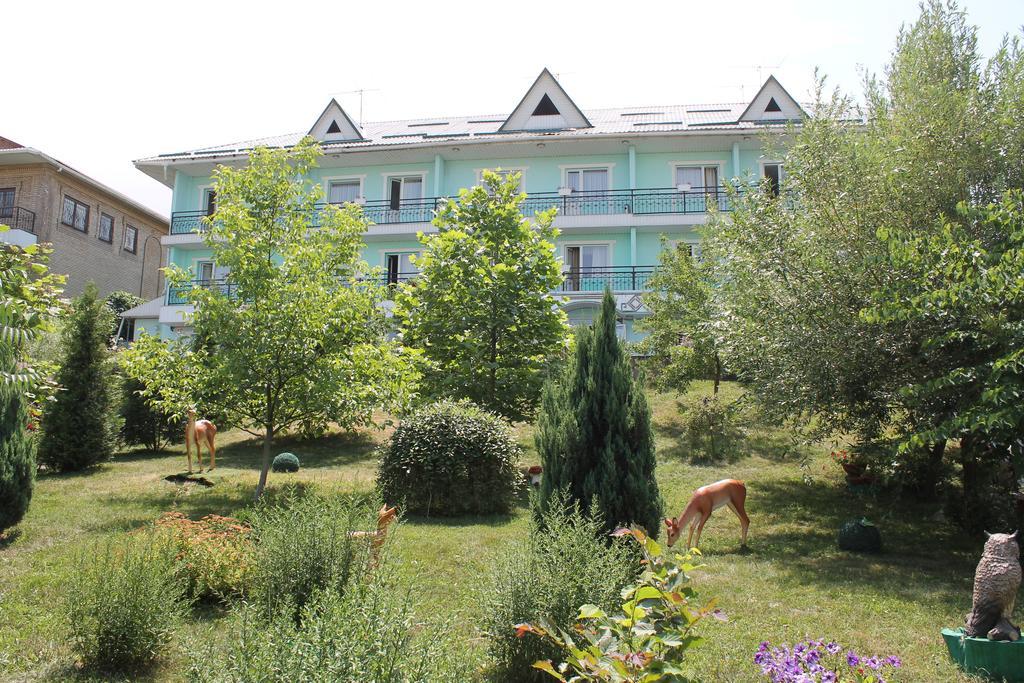 Green Hotel Almaty Eksteriør bilde