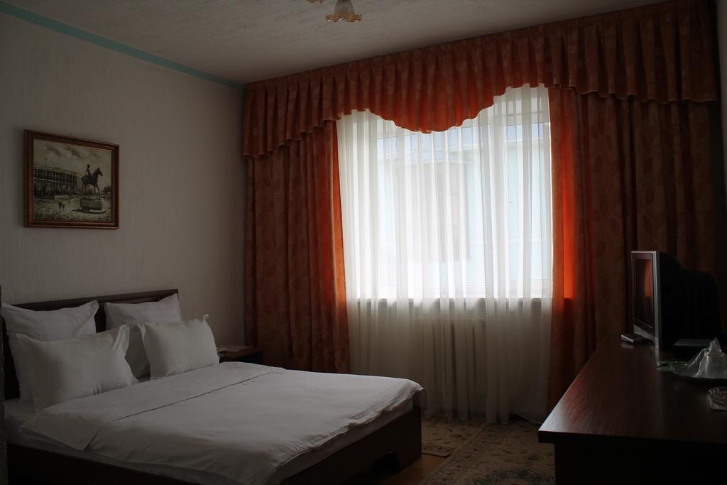 Green Hotel Almaty Eksteriør bilde